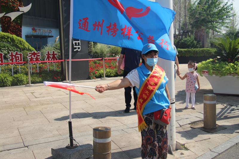 <strong>逼逼爱插</strong>